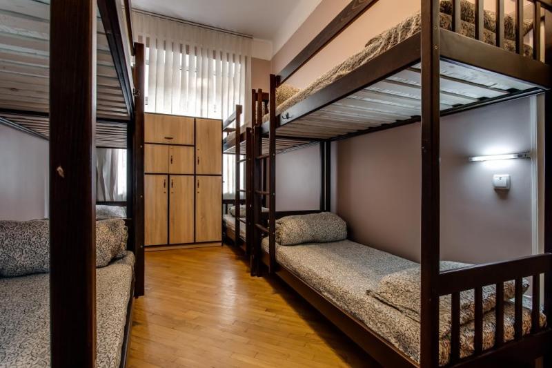 CENTRUM 10 BED ROOM 4 floor