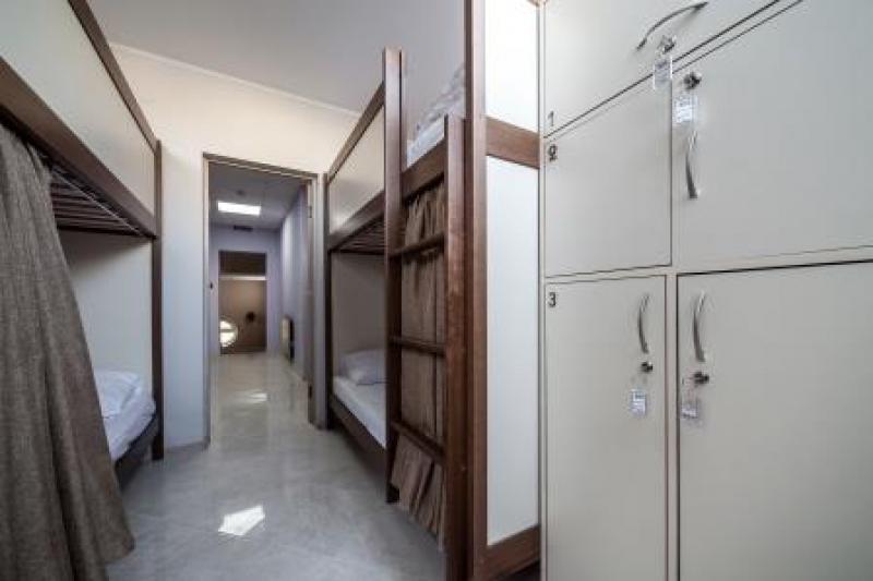 OSTRIV Six-bed room